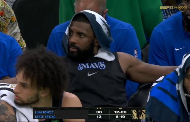 华体会下载-面对绿军11连败！欧文再度梦游 球迷赛后疯狂嘲讽