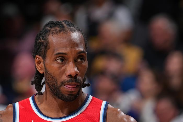 华体会下载-伦纳德阴阳合同怎么解决？NBA最具天赋的状元秀，为何要被迫退役