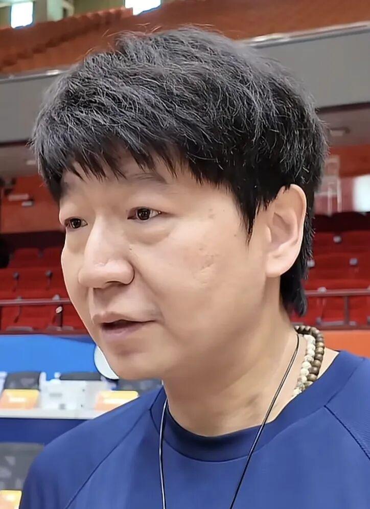 华体会官方-山东高速男篮一家人要珍惜当下